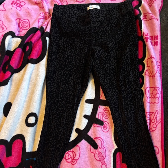 Old Navy STEVIE STYLE leopard print pant - Picture 1 of 3